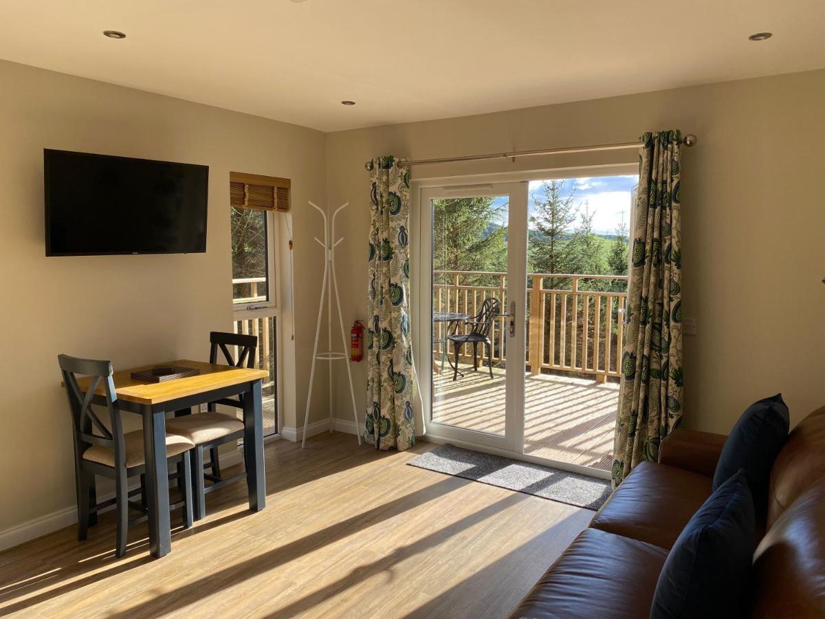 Acorn Lodge With Hot Tub Cupar Exterior foto